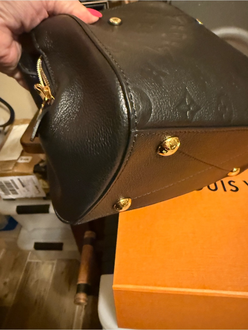Louis Vuitton Montaigne BB - Picture 16 of 16